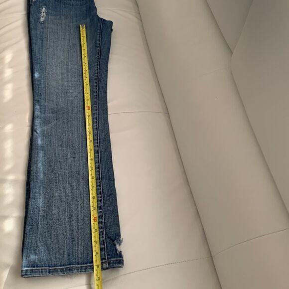 Seven 7 Distressed Embellished Denim Medium Wash Women’s Jeans Size 4P - Picture 7 of 13